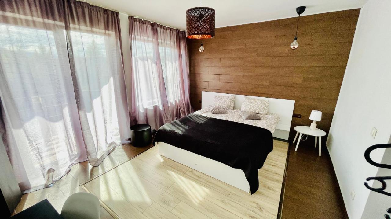 Vila Mama Jana Szászbuda Kültér fotó